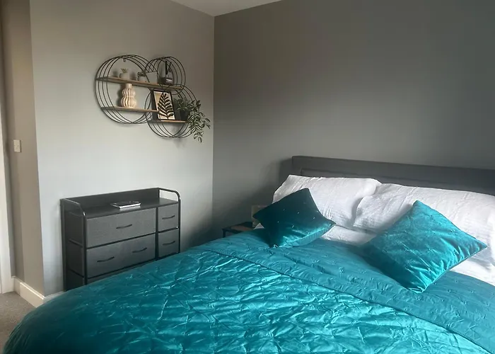 The Gainsborough Mews-Stylish & Modern